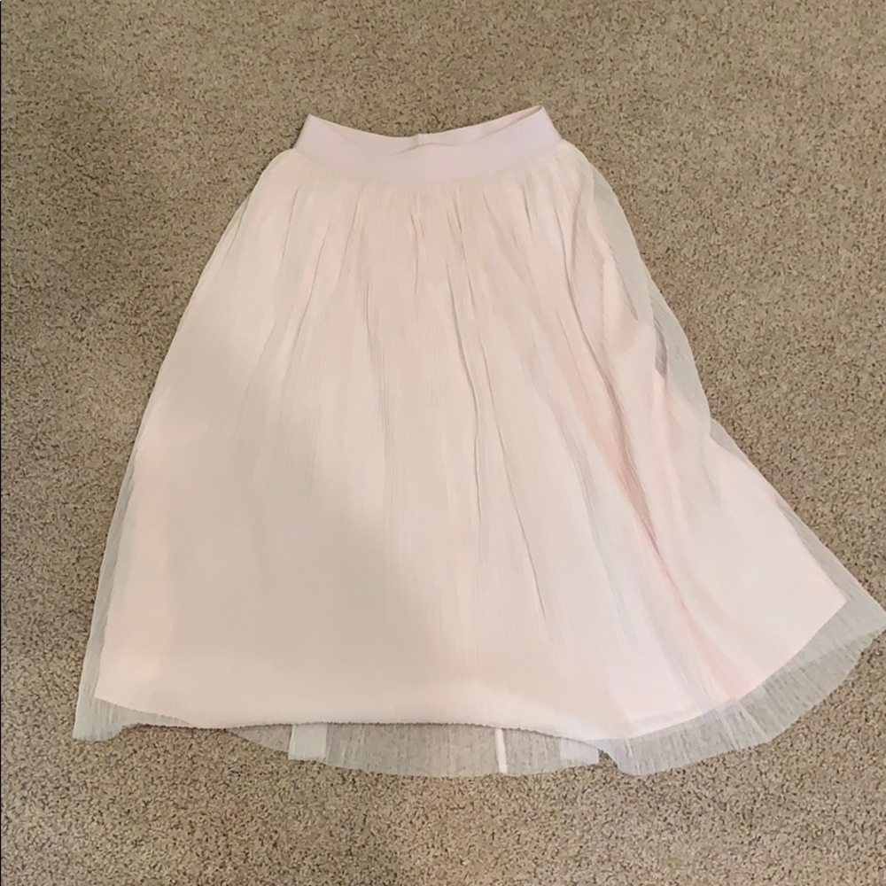 BCBG pink pleat skirt
